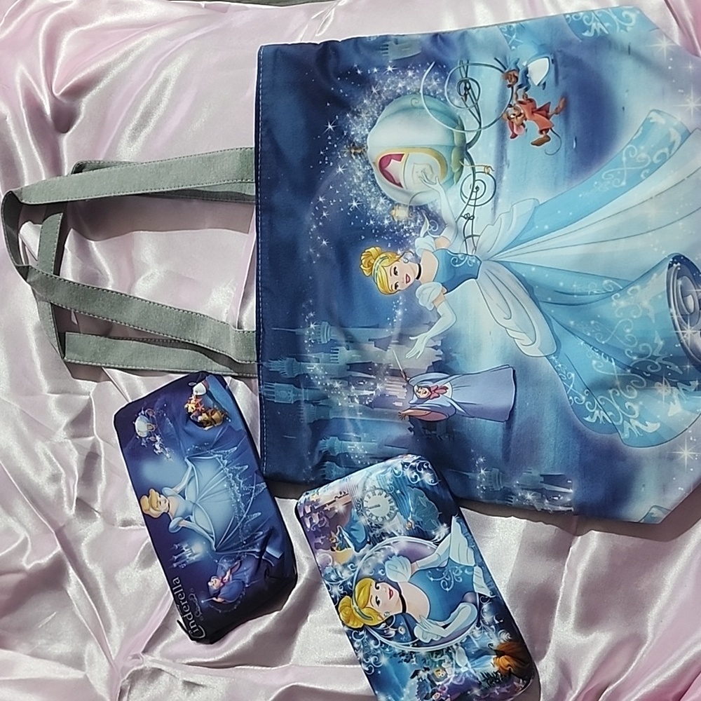 Disney Cinderella tote bag with 2 pouches